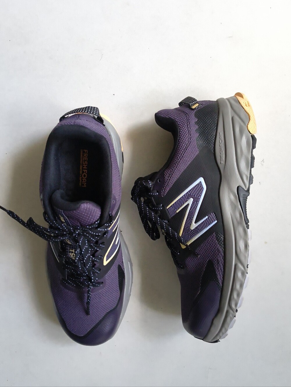 New Balance Fresh Foam 510v6 Trail Running Shoes Women's Size 8.5 Purple Black